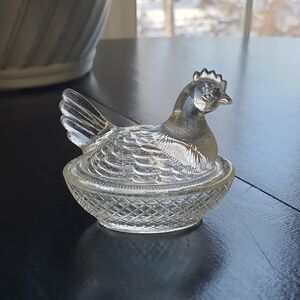 Vintage Small Clear Glass Hen Dish